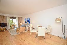 Apartamento em Cascais - Apartamento elegante com um quarto e piscina 