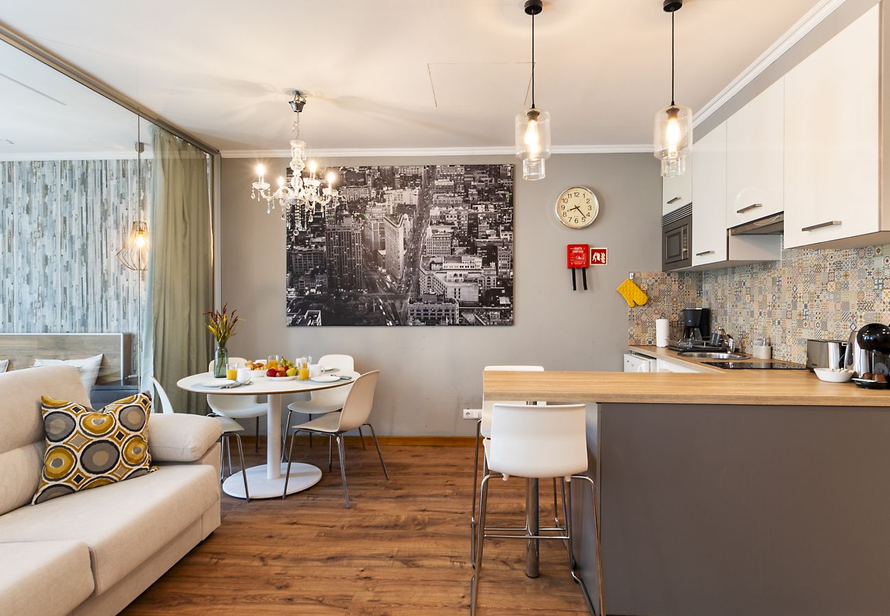 Apartamento em Estoril - Apartamento T1 com estilo - 500 metros da praia 