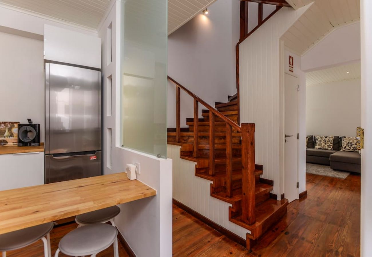 Terraced House in Cascais - Seaside Family Townhouse - 100 meters from the sea! 