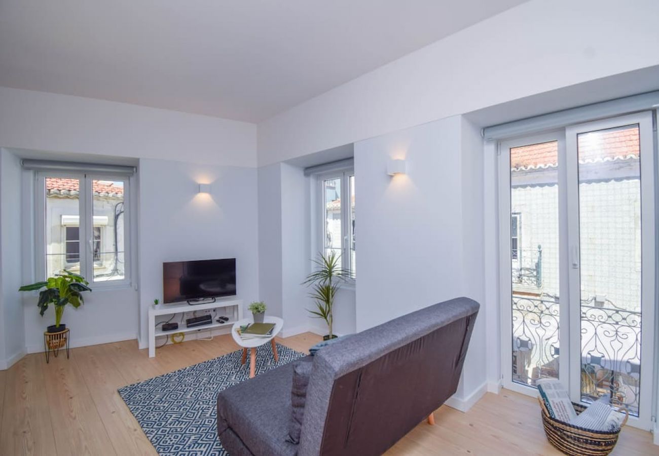 Apartment in Cascais - -Charming Seaside Apartment - 1 minute from the beach 
