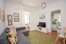 Apartment in Lisbon - Charming Apartment near Metro