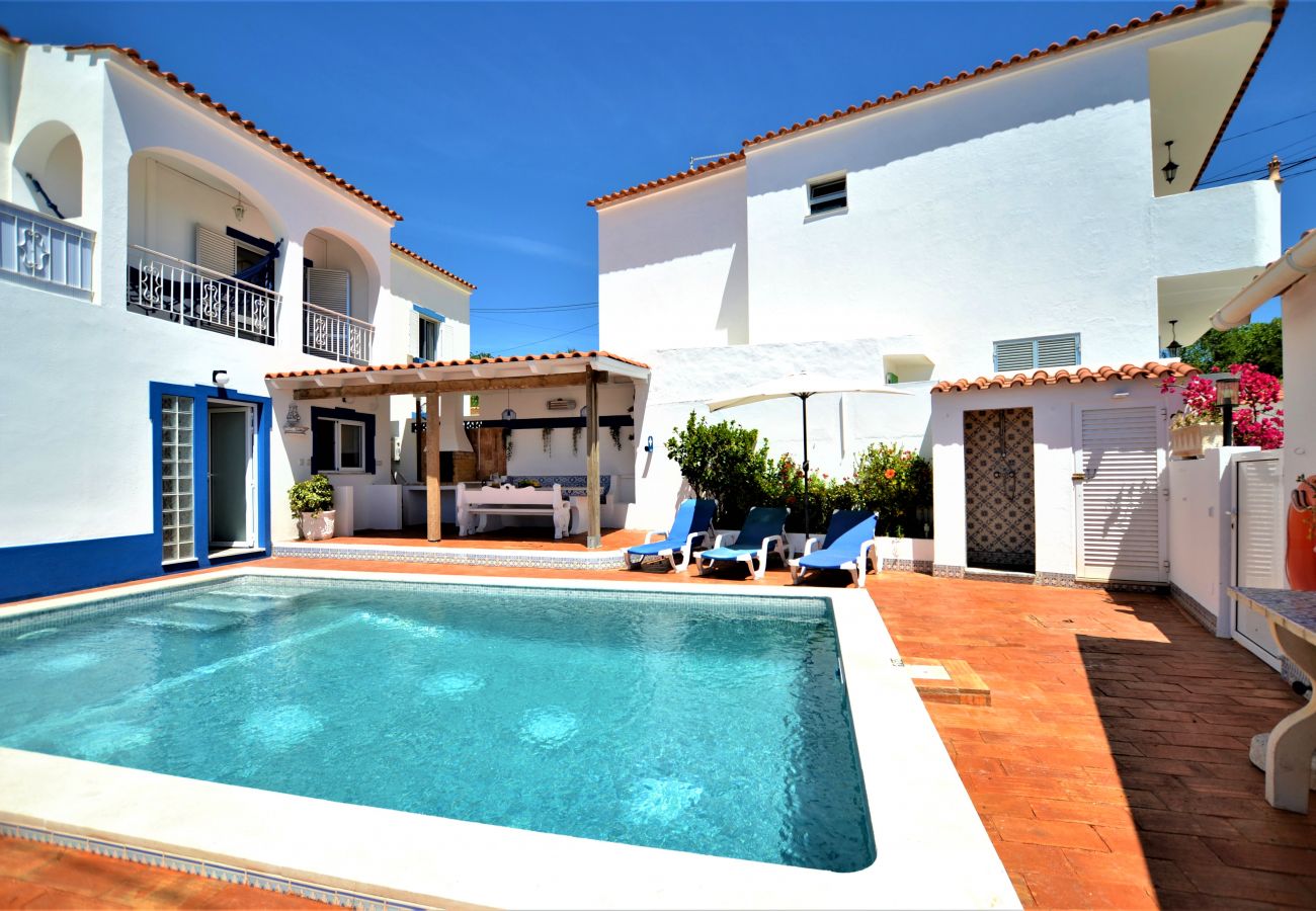 Villa in Albufeira - Vila Arvela with Private Swimming Pool and 3 Bedrooms