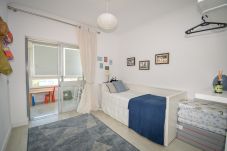 Apartment in Estoril - Retreat in Estoril with Balcony and Ocean View